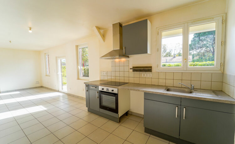 Maison  3 pièce(s) 71 m2 4