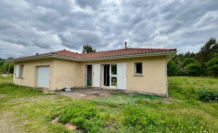 Maison Sabres 5 pièce(s) 99 m2 1